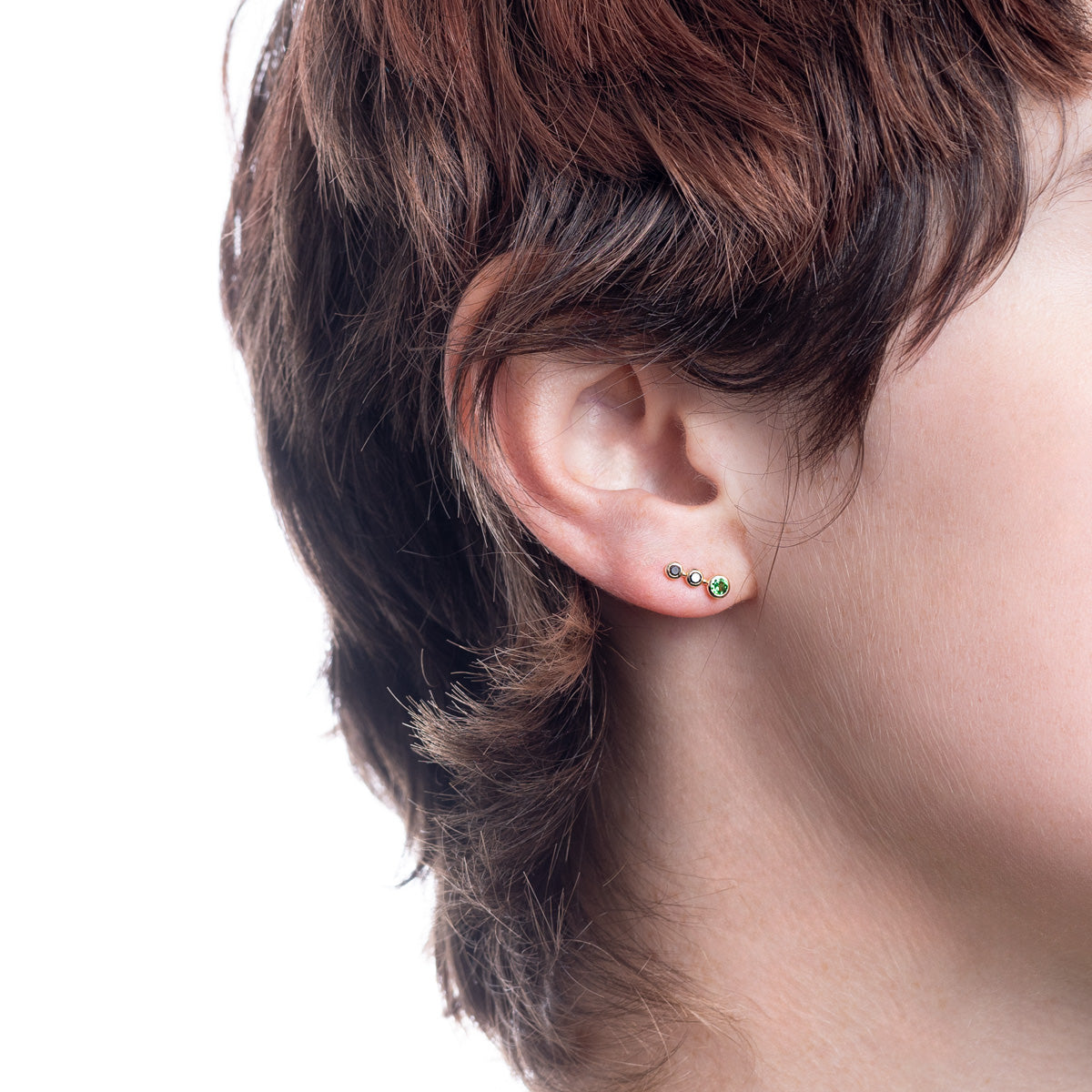 DROSERA Green Garnet and Black Diamond Stud Earring