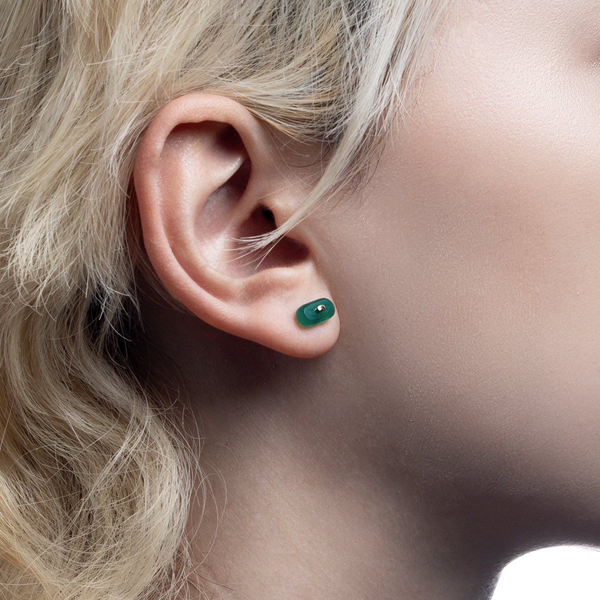 BIRD OF PARADISE Oblong Bird's Eye Earring, Green Agate Quartz