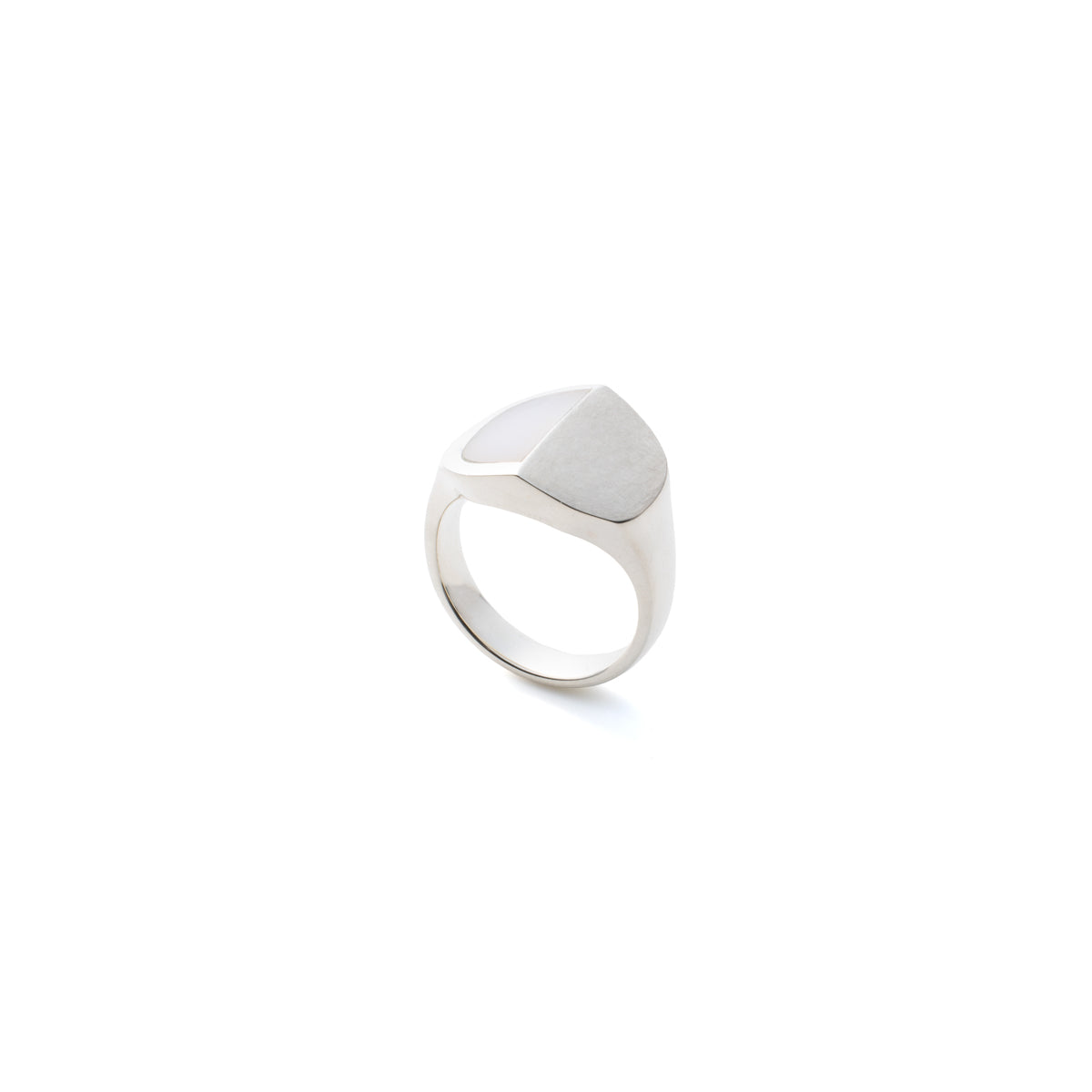 【Made-To-Order】EQUINOX-Pyramid Half Moon White Agate Ring