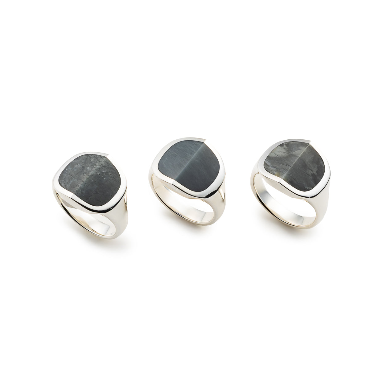 EQUINOX-Pyramid Cat'sEye Quartz Ring Medium size
