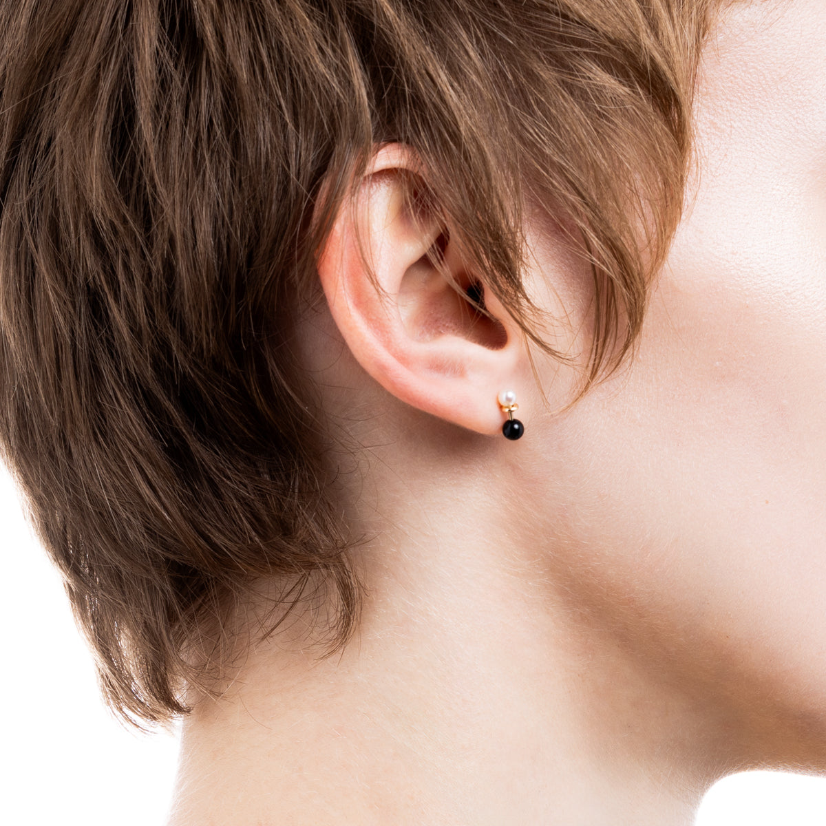 HONEY ANT Akoya Pearl Onyx Earring