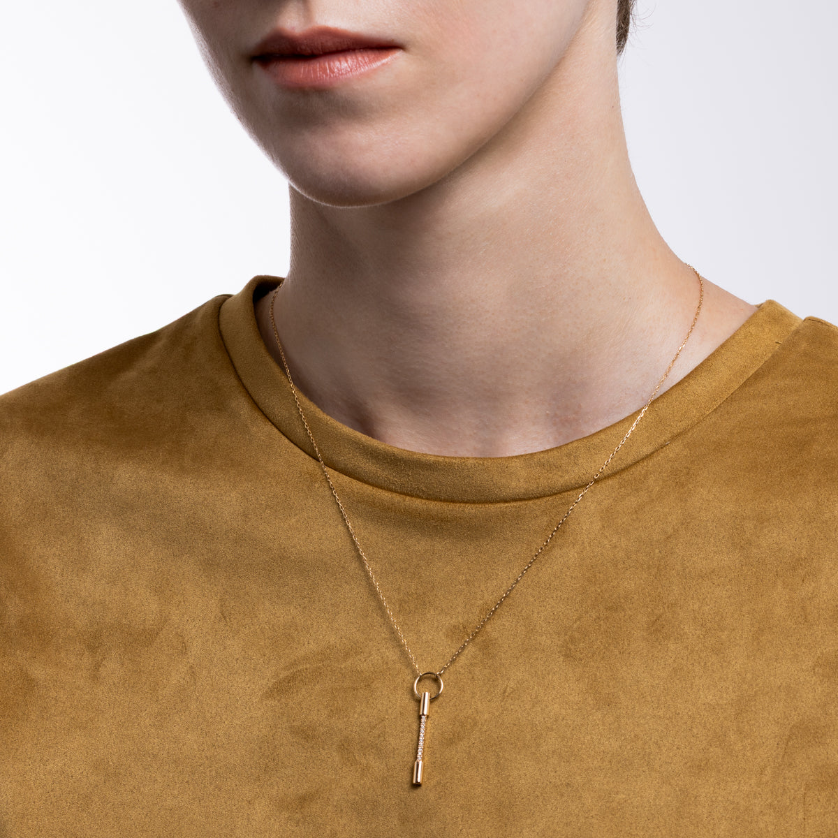 PUNCTURE Diamond Necklace Medium size