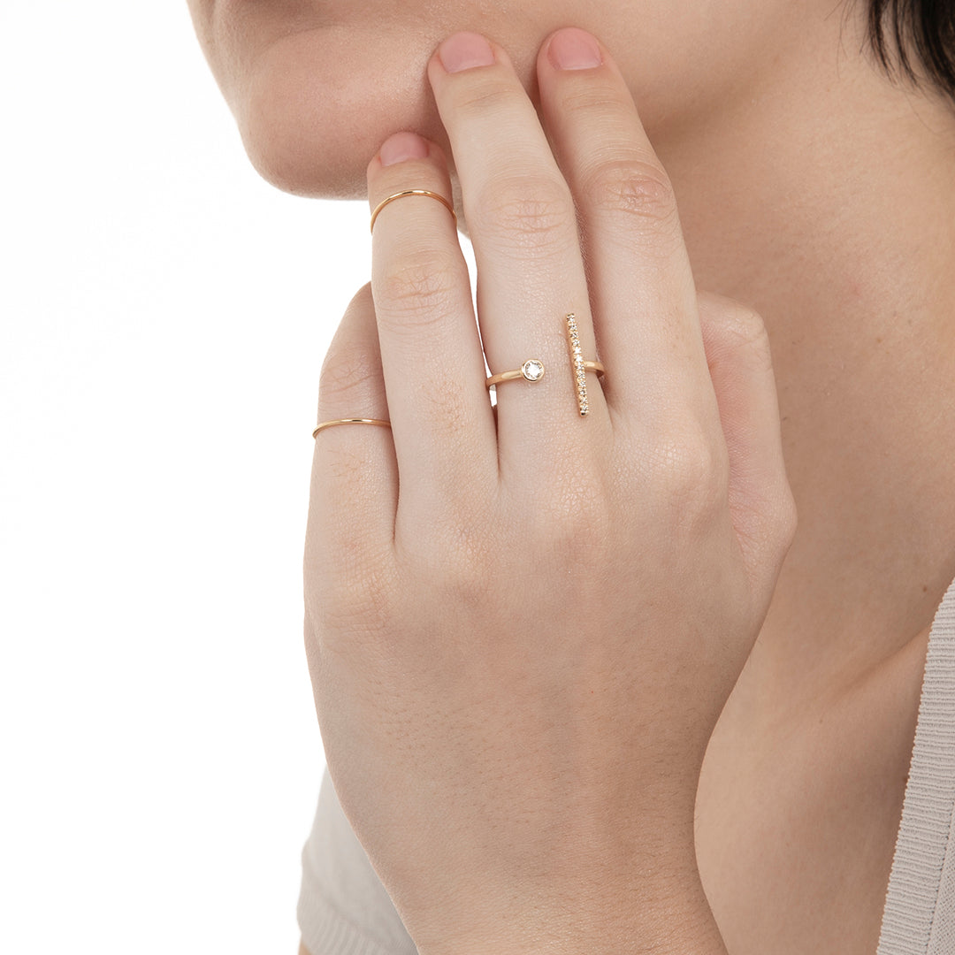 【Made-To-Order】GOSSAMER Diamond Short Bar Cuff Ring