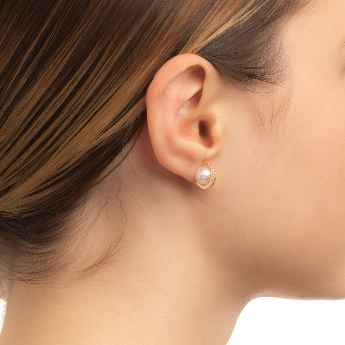 BELUGA Akoya Pearl Diamond Earring Medium size