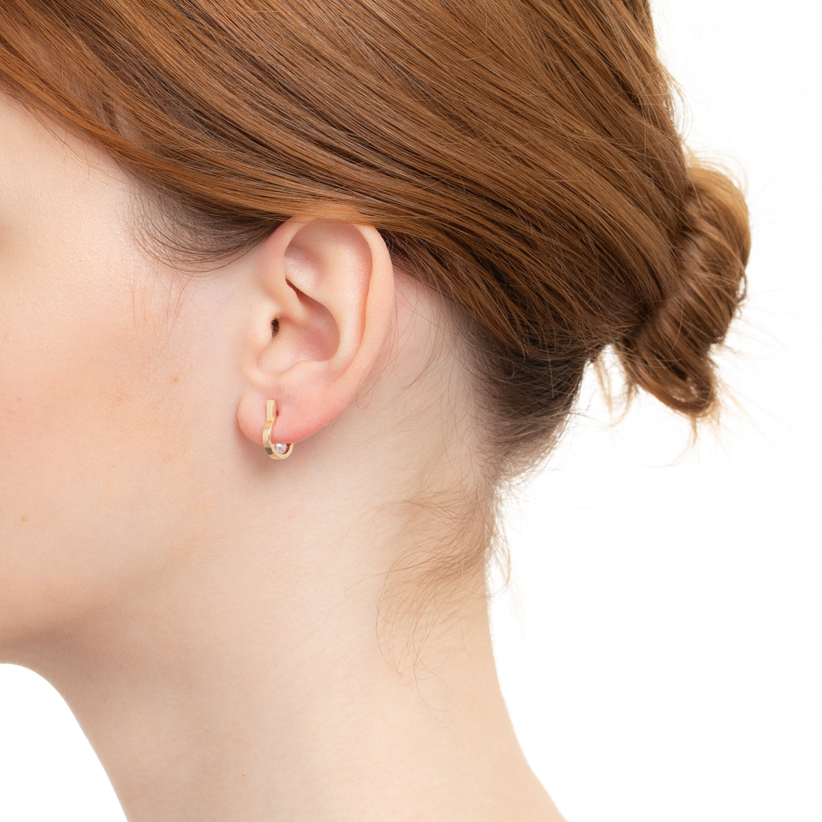 INDÚSTRIA Mini Akoya Pearl Earring
