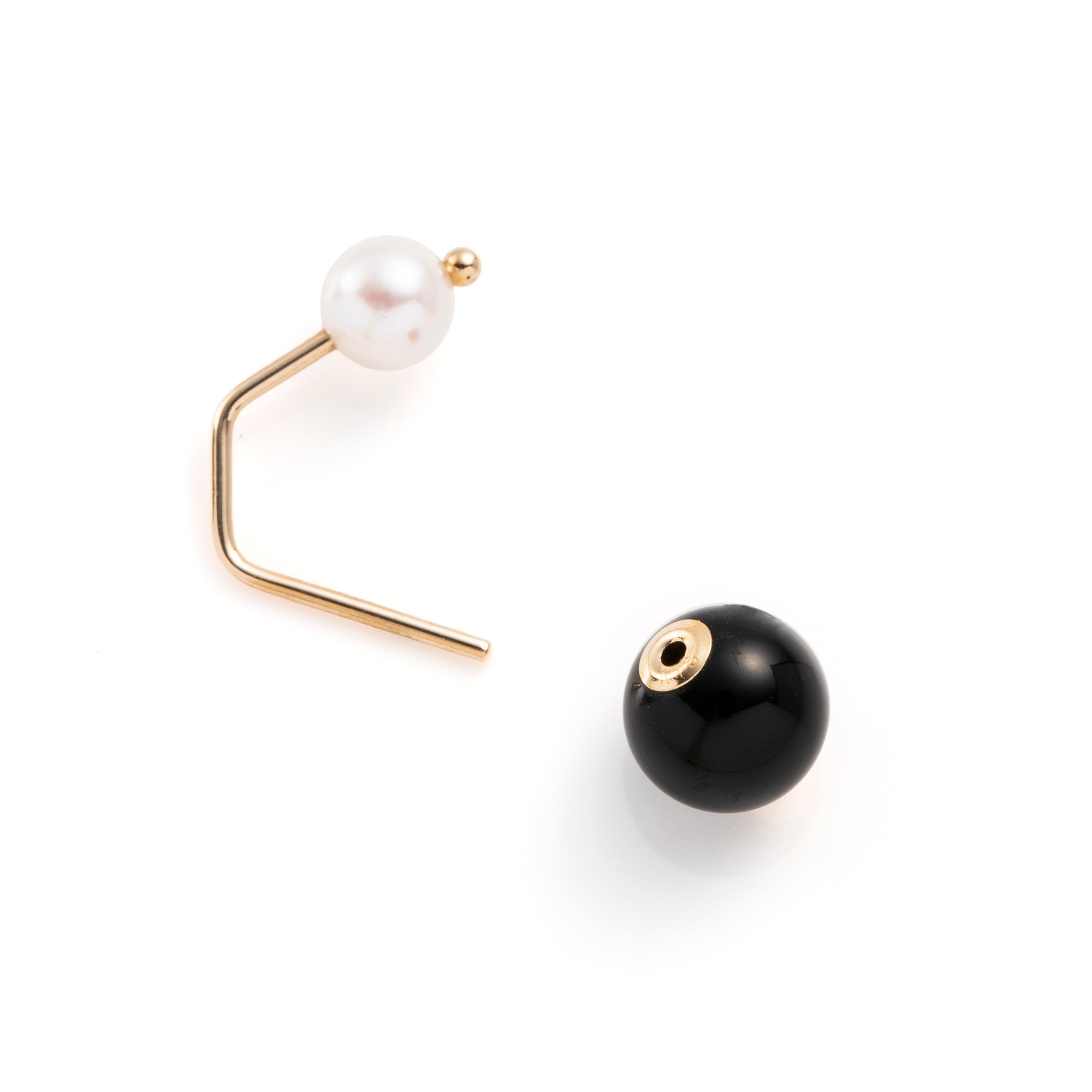 BUMBLE BEE Akoya Pearl Onyx Earring