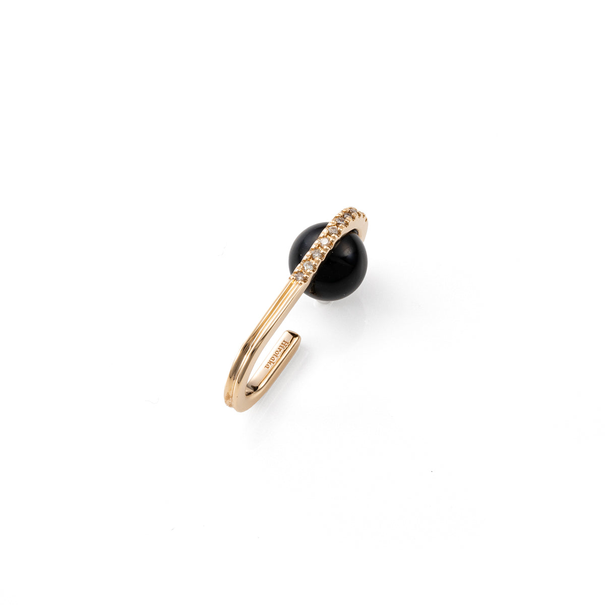 BELUGA Onyx Diamond Ear Cuff