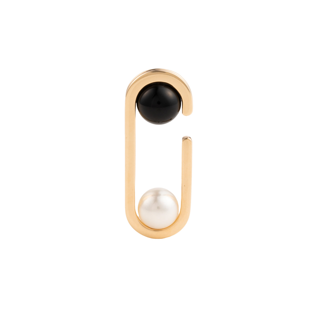 BELUGA Onyx Akoya Pearl Ear Cuff
