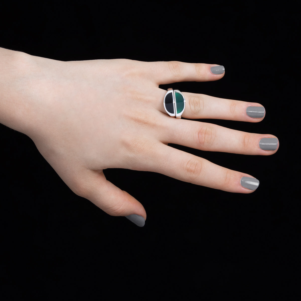 【Made-To-Order】EQUINOX-Pyramid Onyx Ring