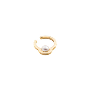 Mini BELUGA Akoya Pearl Ear Cuff