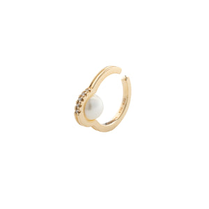 Mini BELUGA Diamond Akoya Pearl Ear Cuff