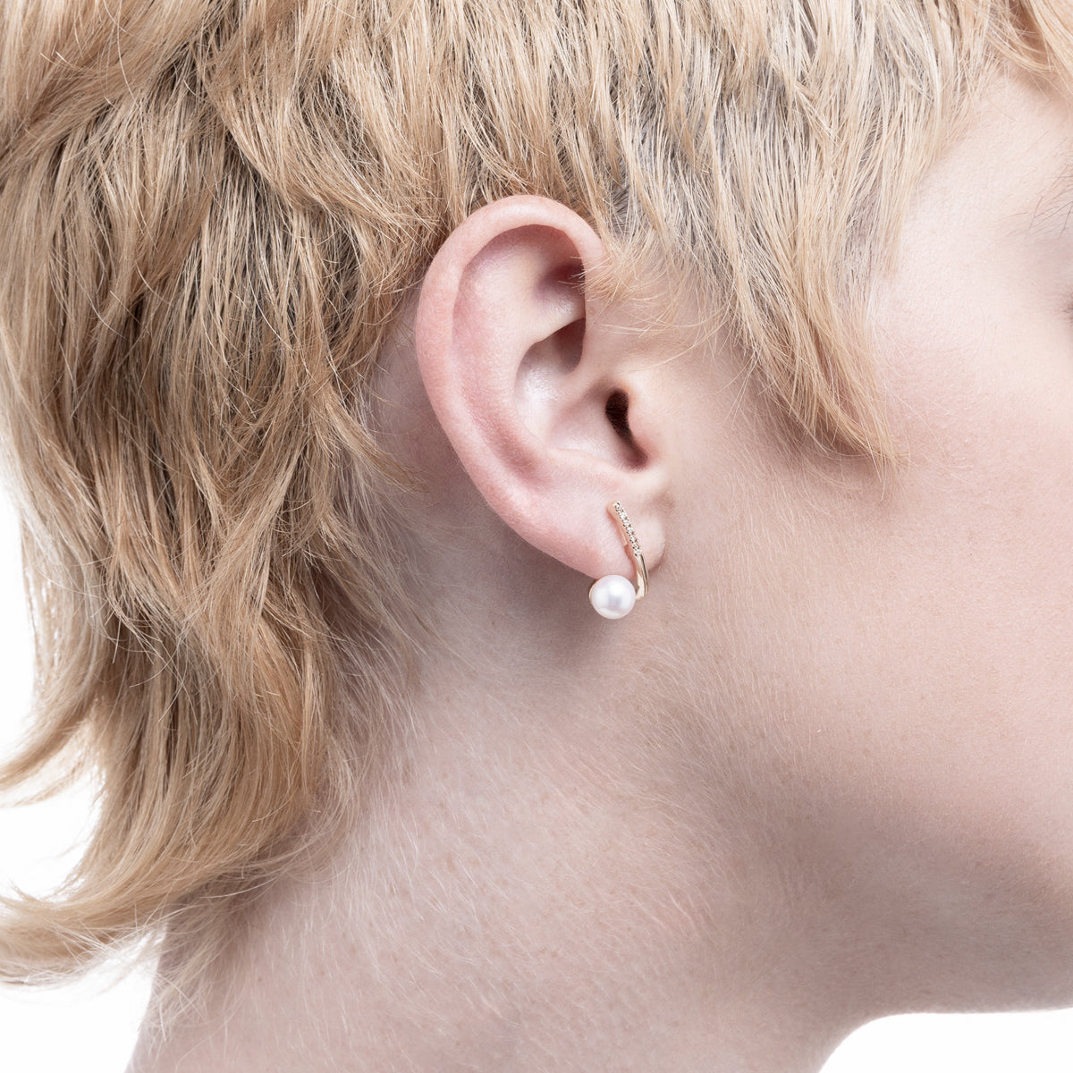 DROSERA  Diamond Akoya Pearl Earring