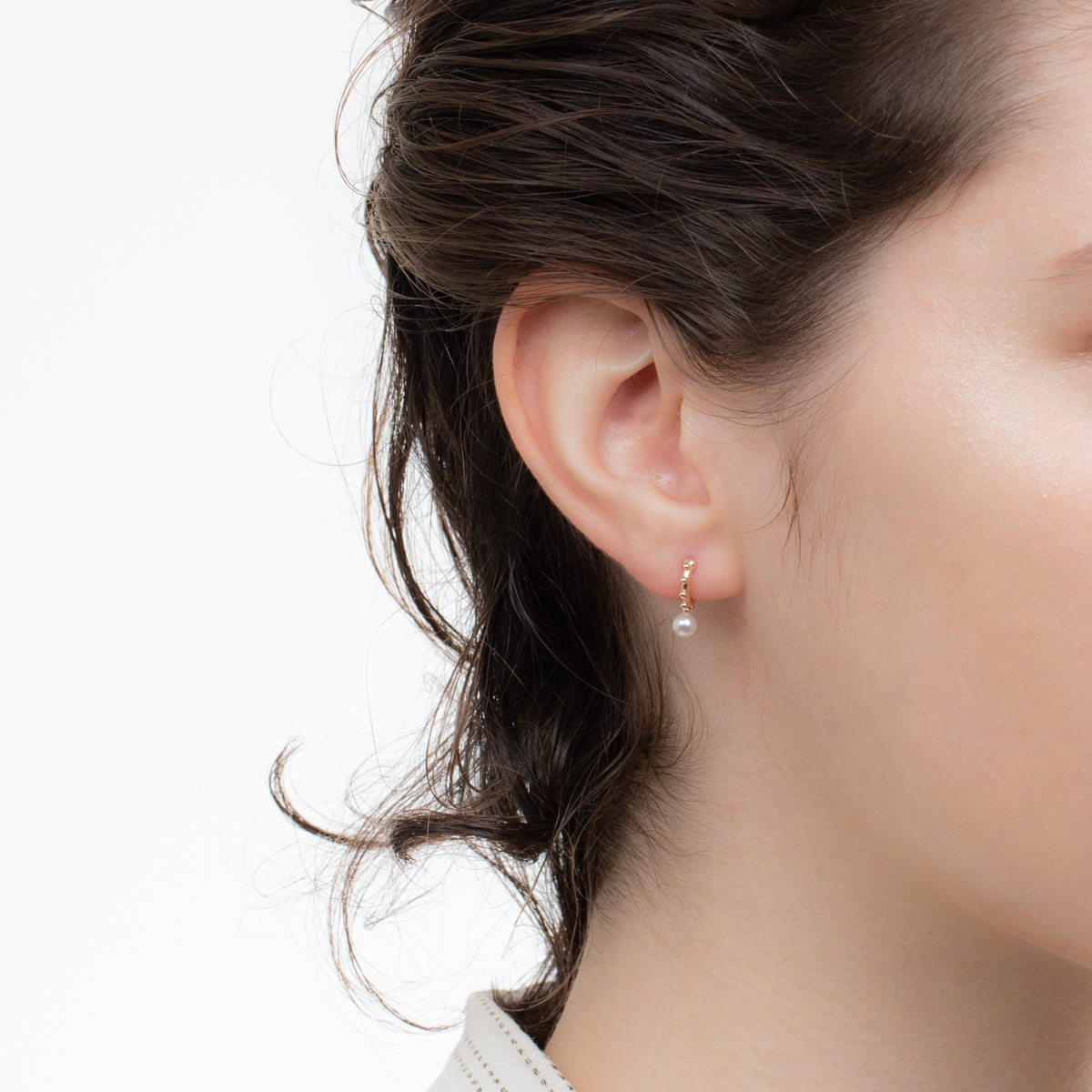 SEA ANEMONE Akoya Pearl Huggie Hoop Earring Extra Small size