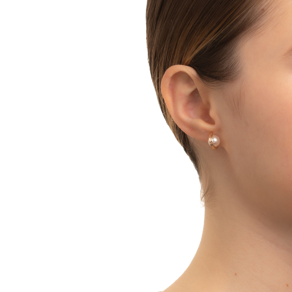 BELUGA Akoya Pearl Earring Medium size