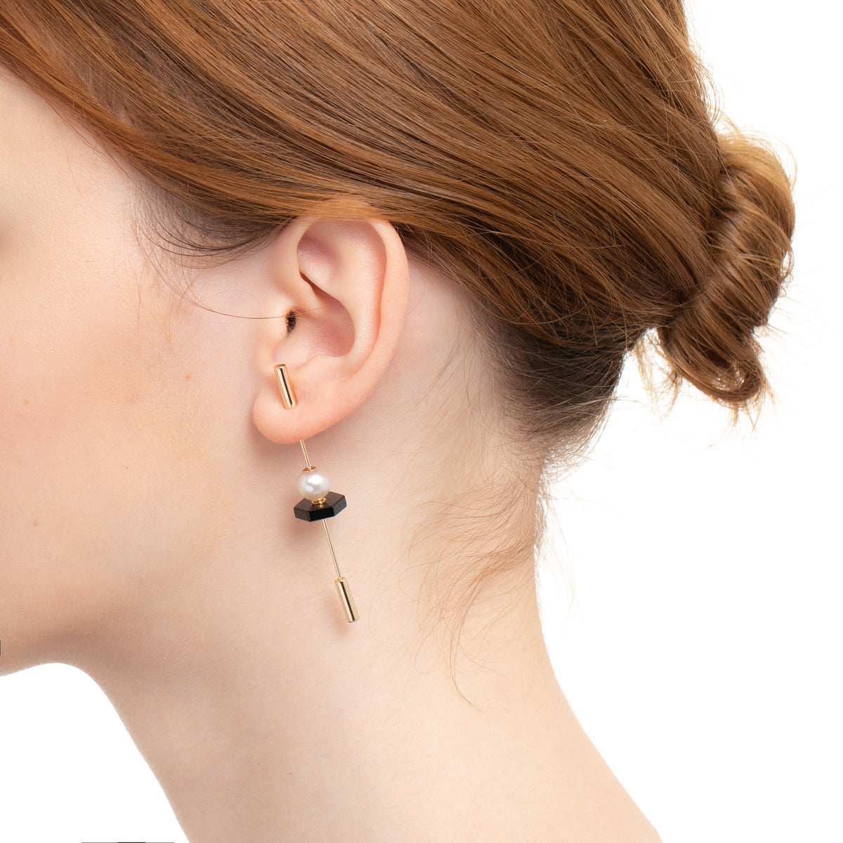 SPEAR Earring, Akoya Pearl & Onyx