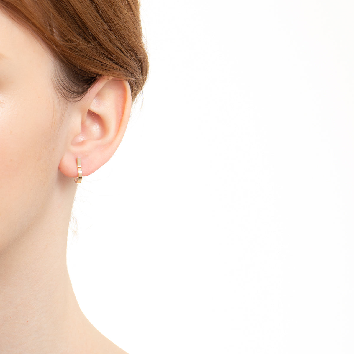 INDÚSTRIA Mini  Akoya Pearl Earring