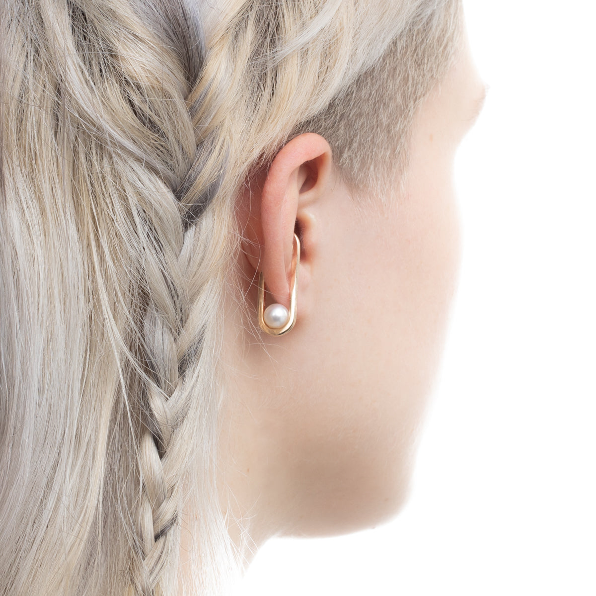 BELUGA Akoya Pearl Ear Cuff