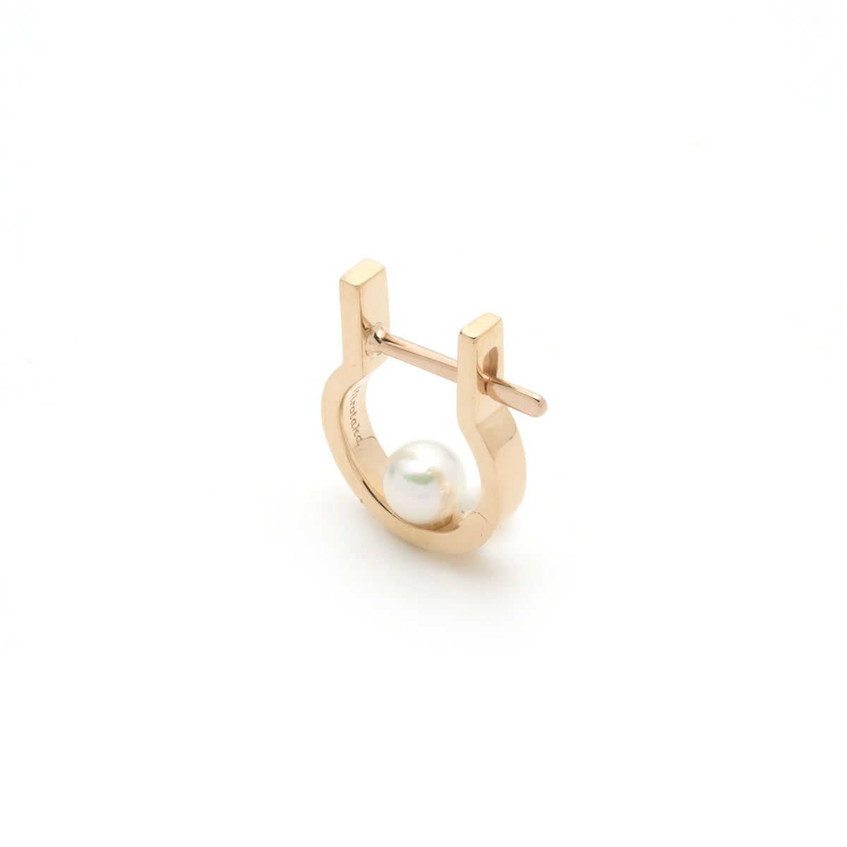 INDÚSTRIA Mini  Akoya Pearl Earring