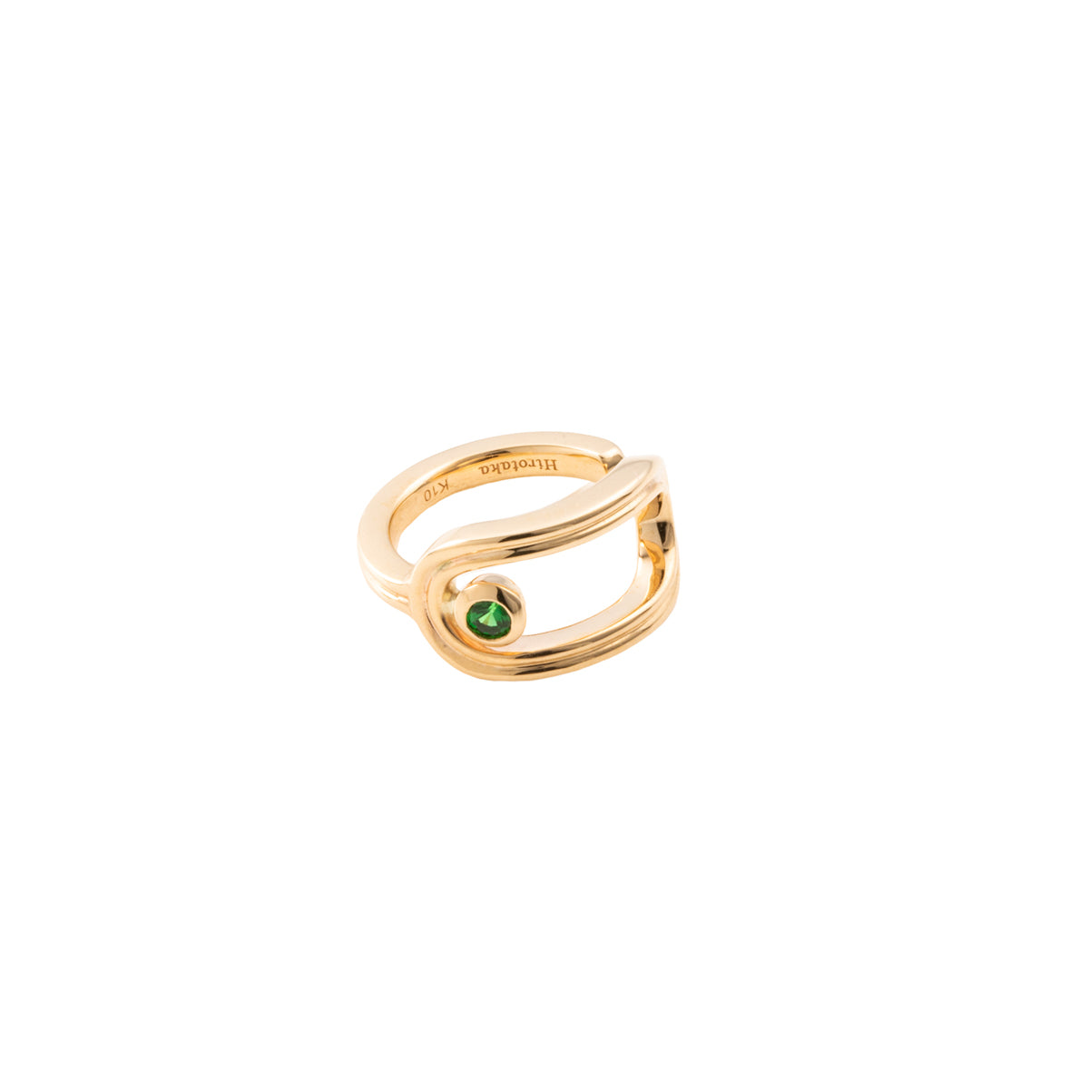 BELUGA Oblong Green Garnet Ear Cuff