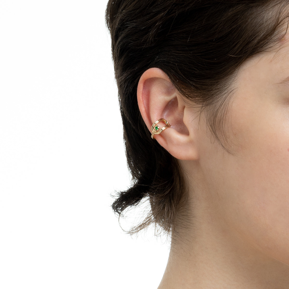 BELUGA Oblong Green Garnet Ear Cuff