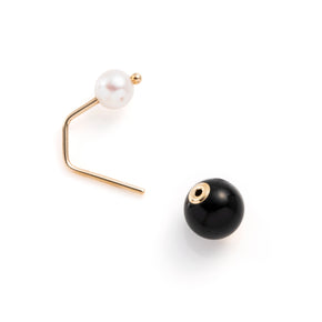 BUMBLE BEE Akoya Pearl Onyx Earring